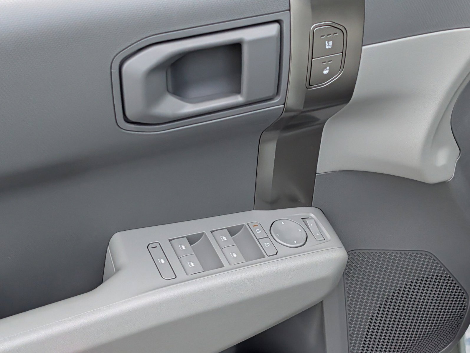 New 2027 Kia EV3 Wind AWD/4WD image 32