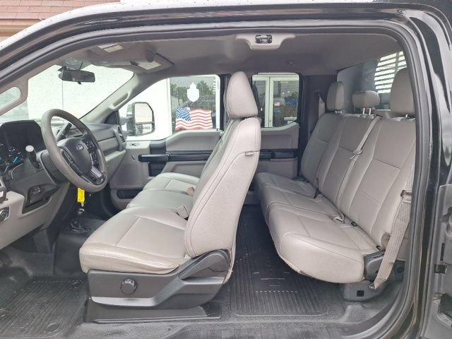Used 2018 Ford F350 XL w/ Power Equipment Group AWD/4WD image 10