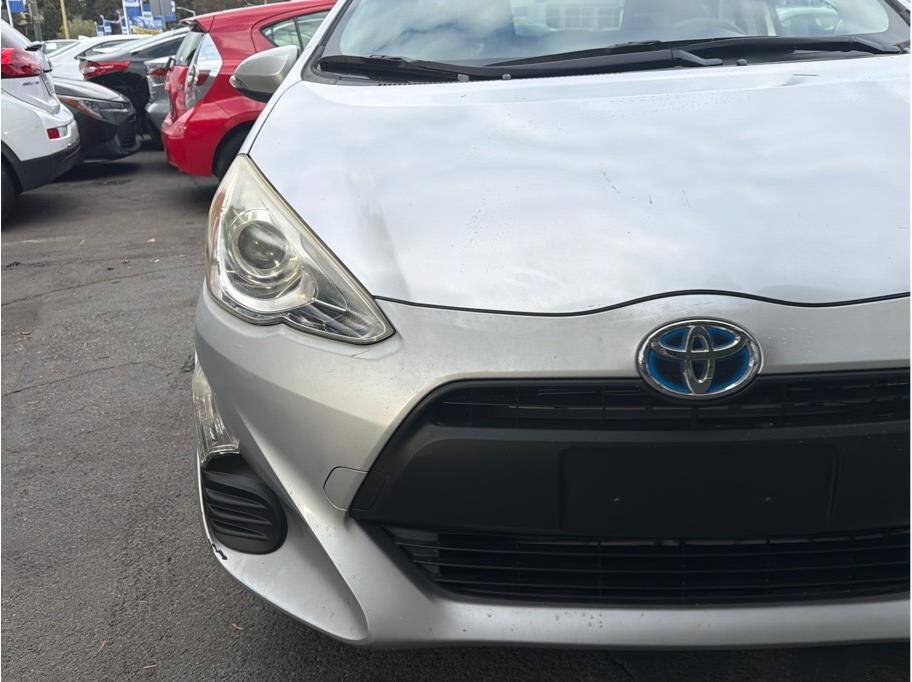 Used 2016 Toyota Prius C One FWD image 20