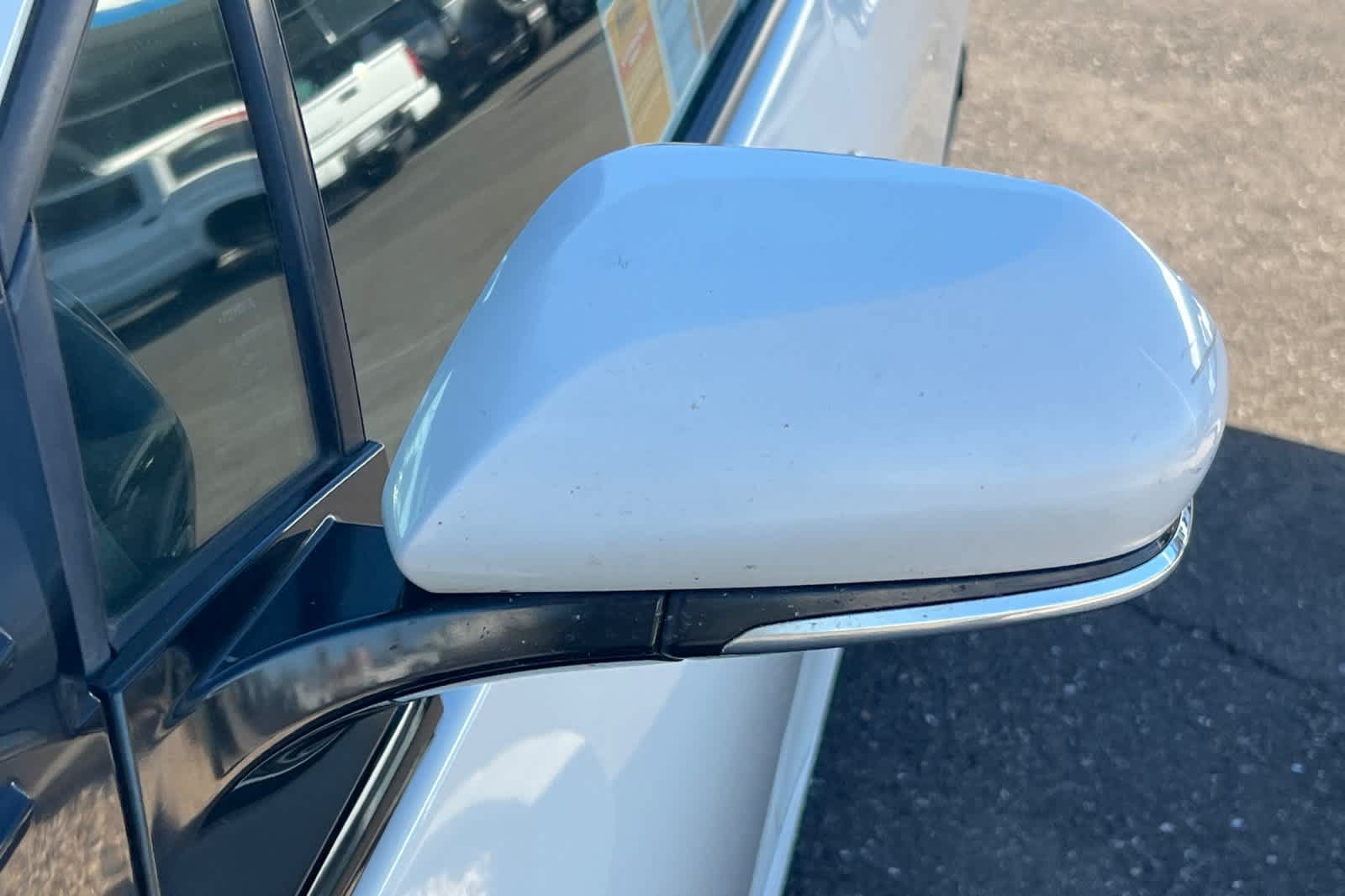 Used 2018 Toyota Prius Prime Plus w/ Carpet Mat Package FWD image 10