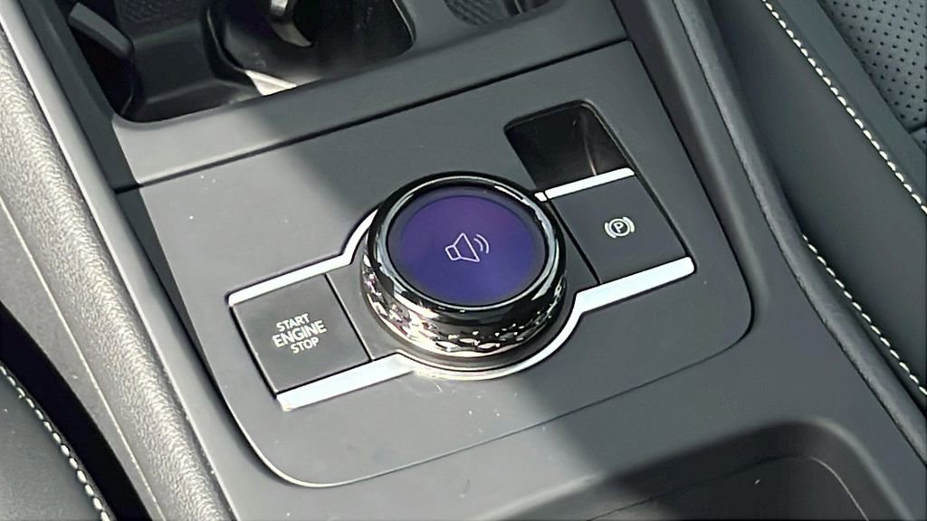 New 2026 Volkswagen Tiguan SE R-Line image 28