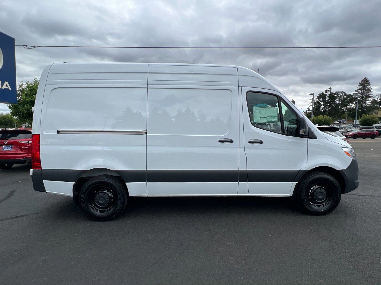 New 2025 Mercedes-Benz Sprinter 2500 image 3