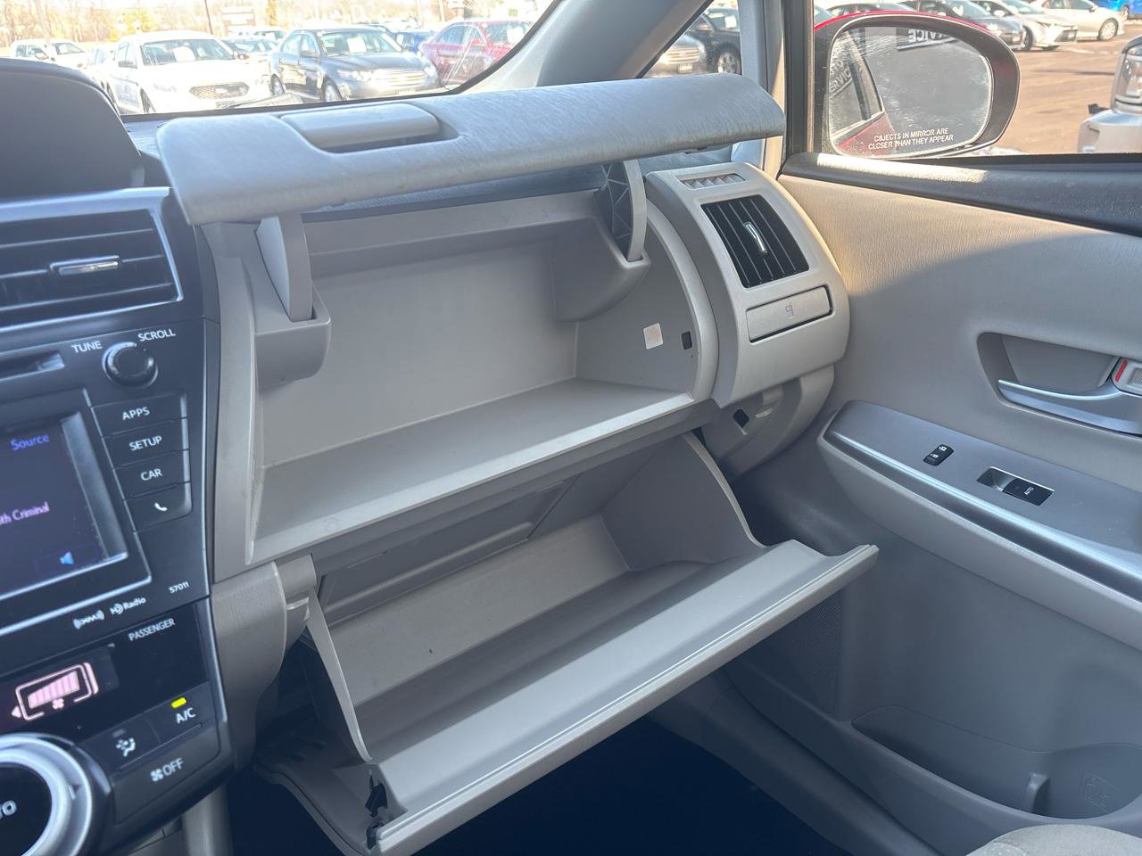 Used 2013 Toyota Prius V Three image 22