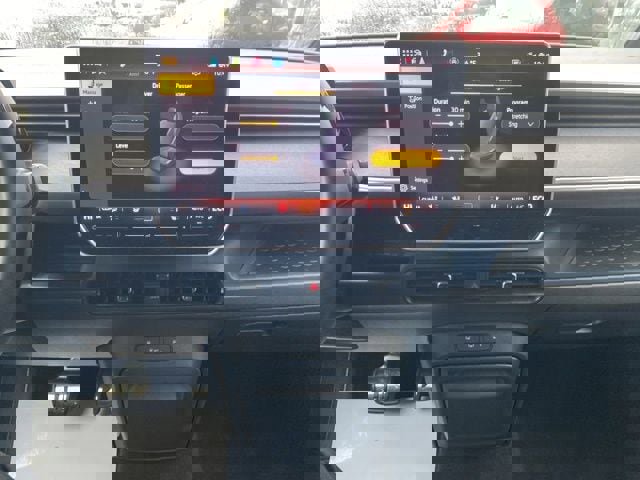 New 2025 Volkswagen ID. Buzz Pro S image 30