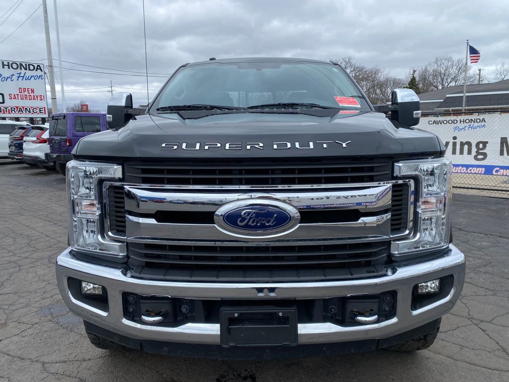Used 2018 Ford F250 XLT w/ XLT Premium Package image 7