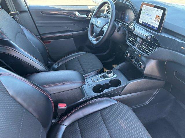 Used 2024 Ford Escape ST-Line image 12