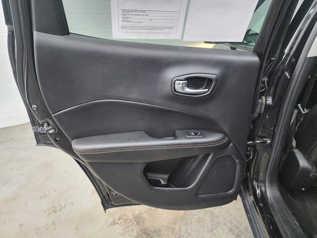 Used 2019 Jeep Compass Latitude image 21
