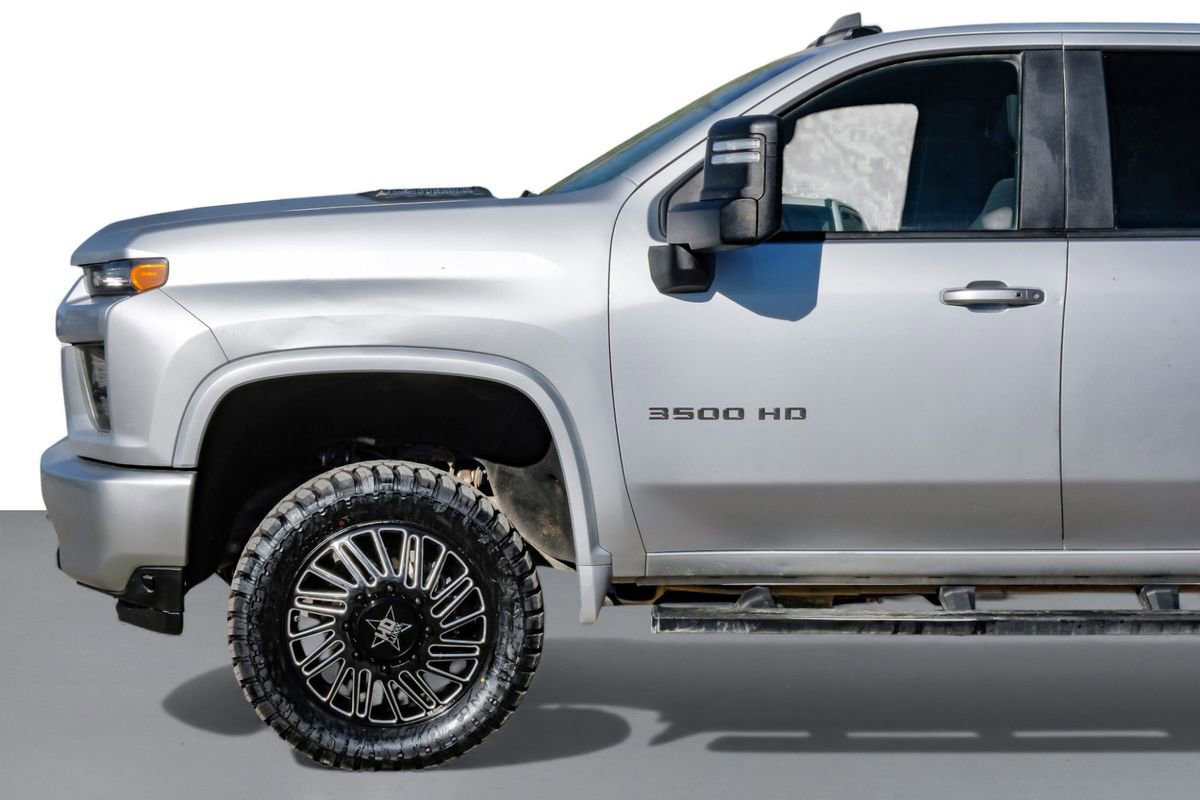 Used 2022 Chevrolet Silverado 3500 LT w/ Convenience Package image 11