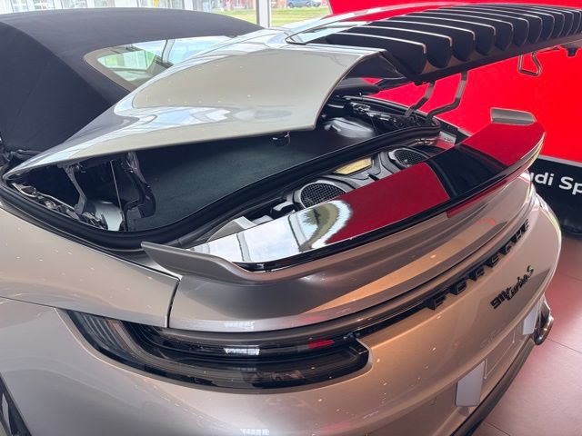 Used 2025 Porsche 911 Turbo S AWD/4WD image 19