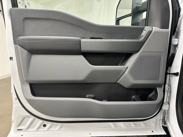 Used 2023 Ford F350 XLT w/ Snow Plow Prep Package image 11