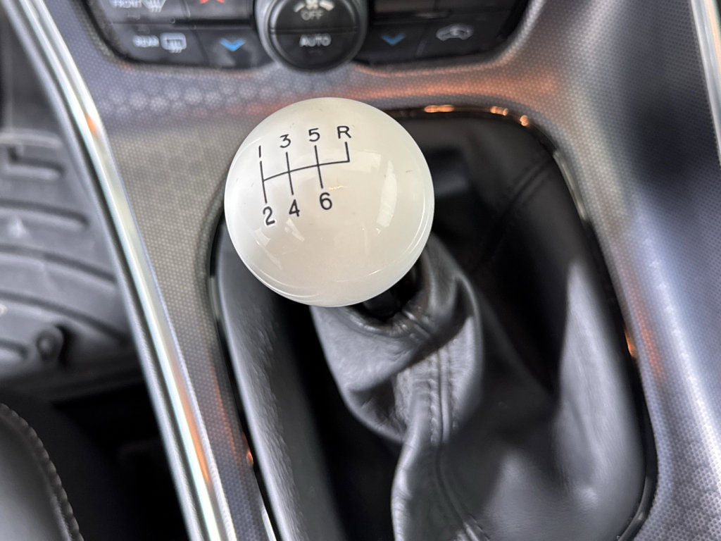 Used 2016 Dodge Challenger SRT w/ Technology Group image 5