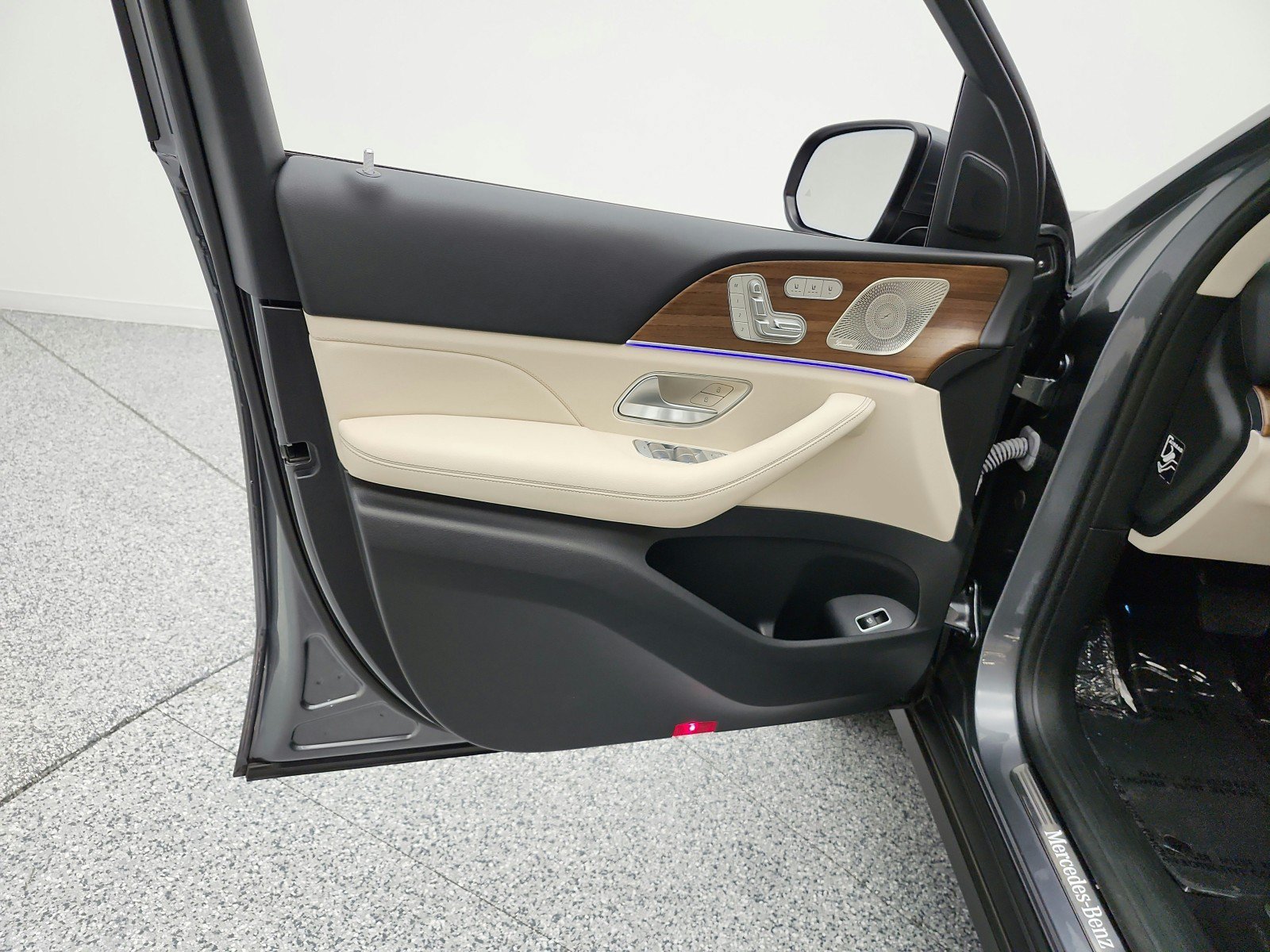Certified 2024 Mercedes-Benz GLE 350 4MATIC image 15