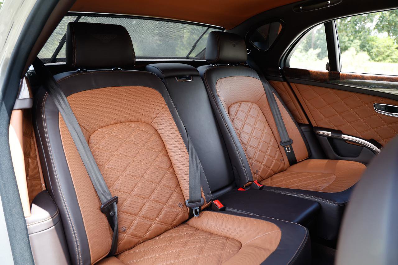 Used 2016 Bentley Mulsanne Speed RWD image 16