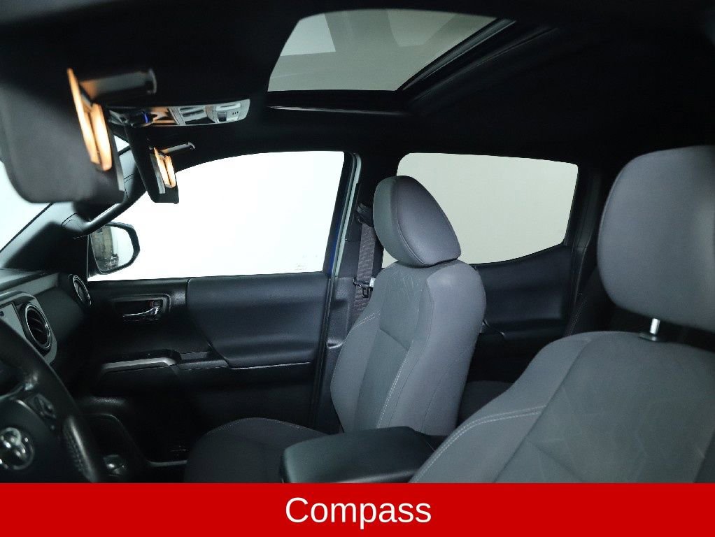 Used 2017 Toyota Tacoma TRD Off-Road w/ Premium & Technology Package image 21