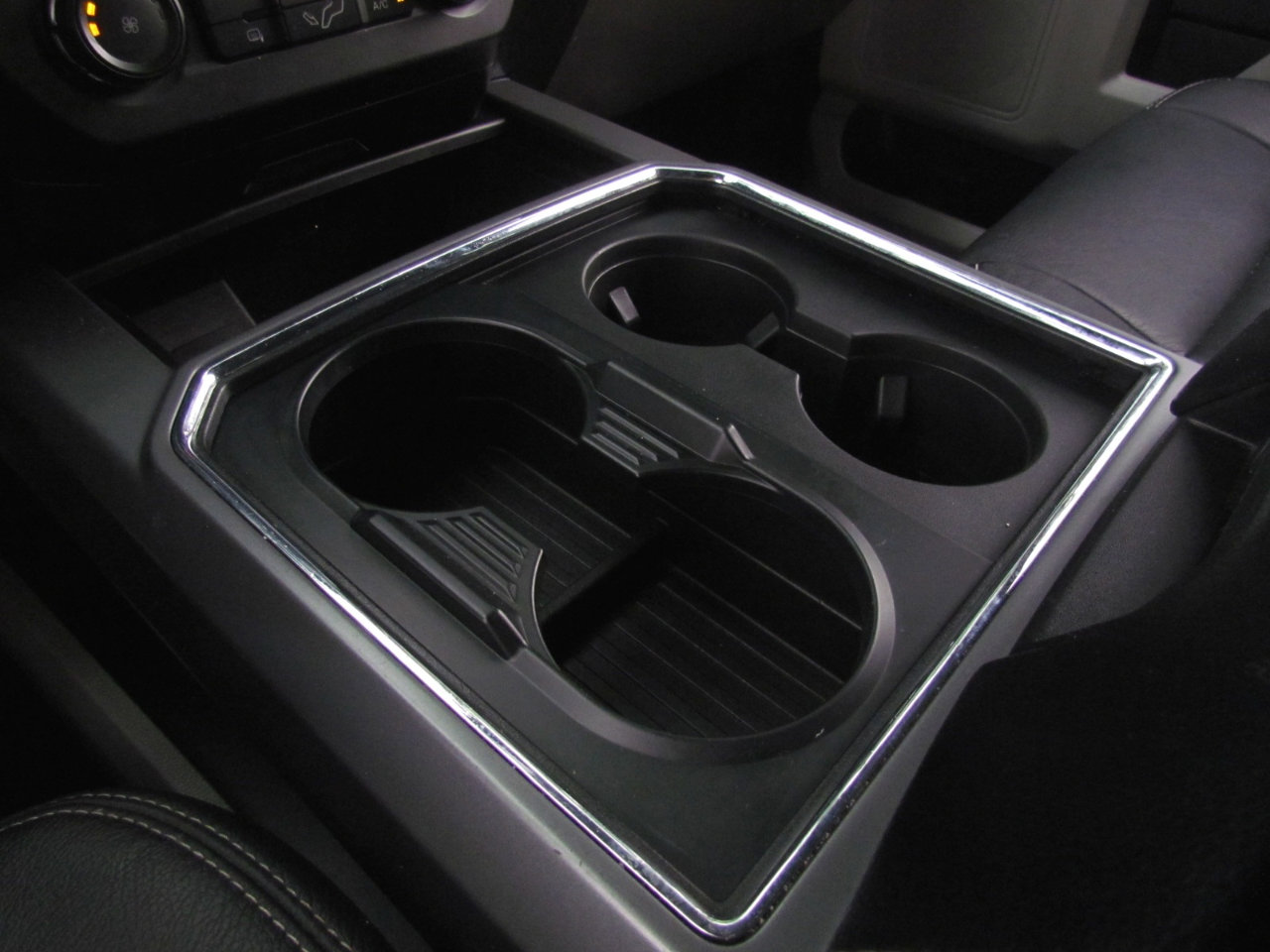 Used 2019 Ford F250 XLT w/ XLT Value Package image 32