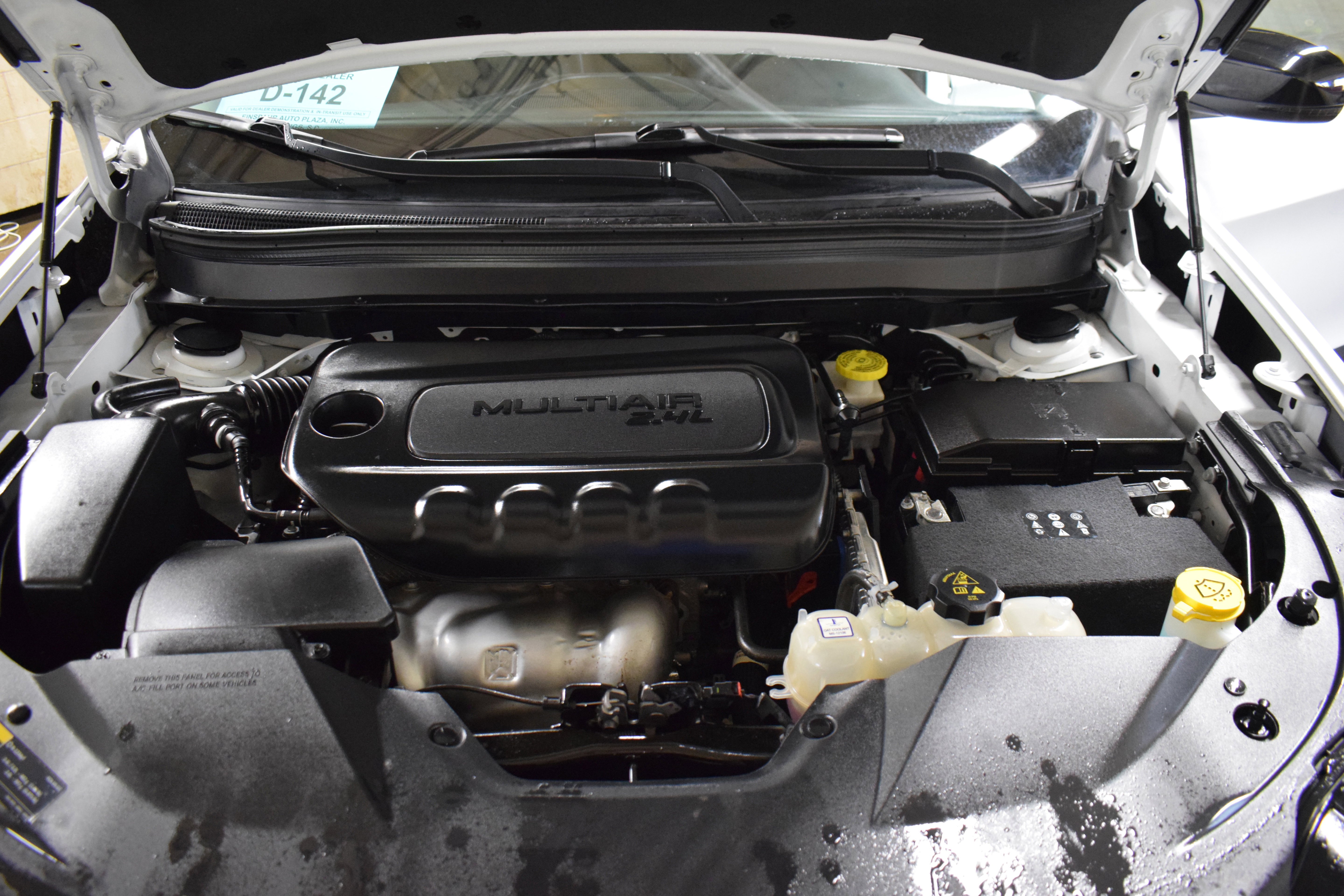 Used 2023 Jeep Cherokee Altitude Lux image 5