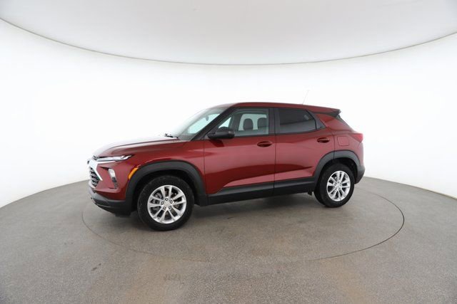 Used 2025 Chevrolet TrailBlazer LS w/ LS Convenience Package image 4