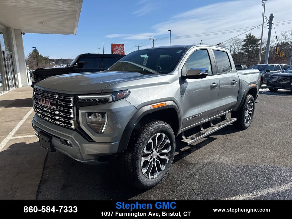 New 2026 GMC Canyon Denali image 3