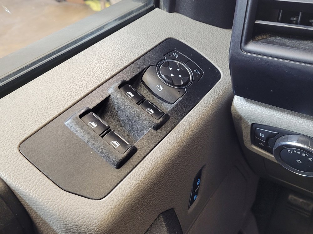 Used 2015 Ford F150 XL w/ Equipment Group 101A Mid image 27