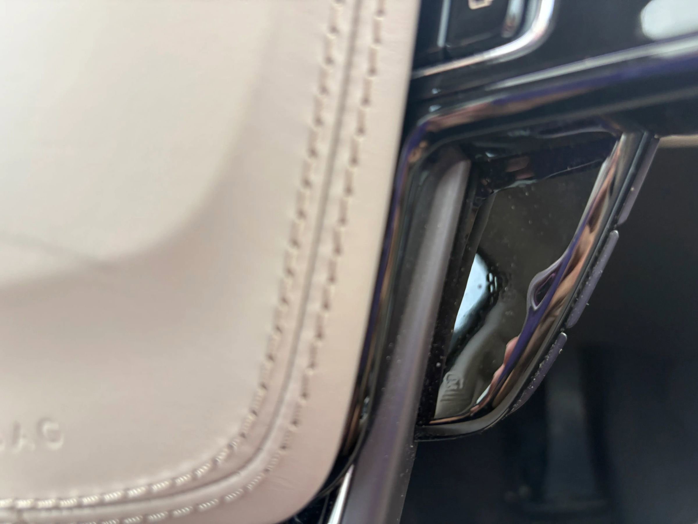 Used 2023 Lincoln Aviator Reserve w/ Equipment Group 201A AWD/4WD image 24