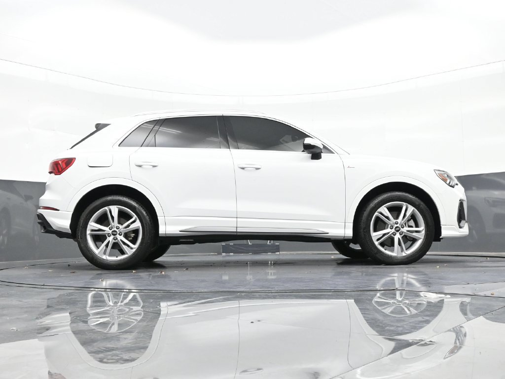 Used 2023 Audi Q3 2.0T Premium AWD/4WD image 28
