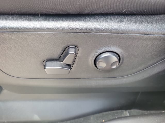 Used 2023 RAM 1500 Big Horn AWD/4WD image 17