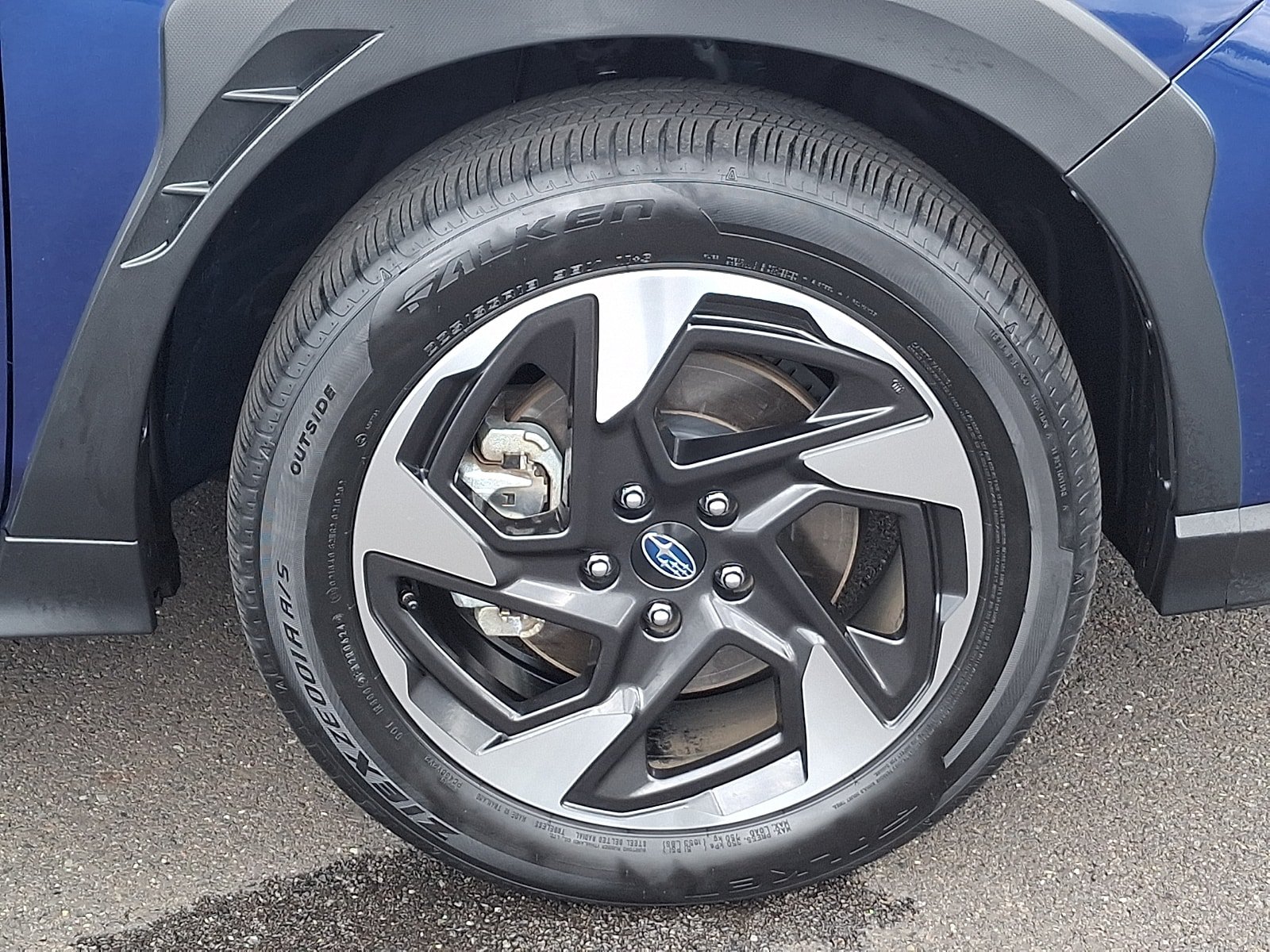 Certified 2024 Subaru Crosstrek 2.5i Limited w/ Crosstrek Mirror Package AWD/4WD image 8