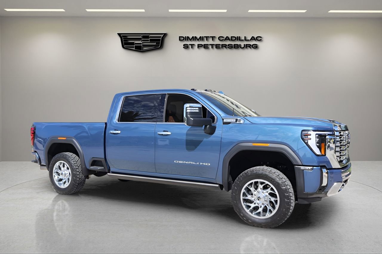 Used 2024 GMC Sierra 2500 Denali w/ Denali Reserve Package AWD/4WD image 7
