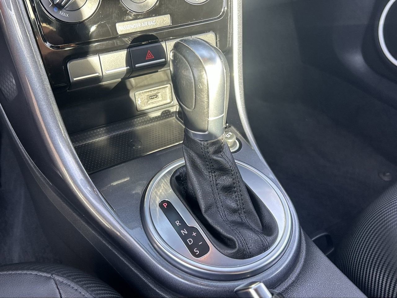 Used 2017 Volkswagen Beetle 1.8T FWD image 27