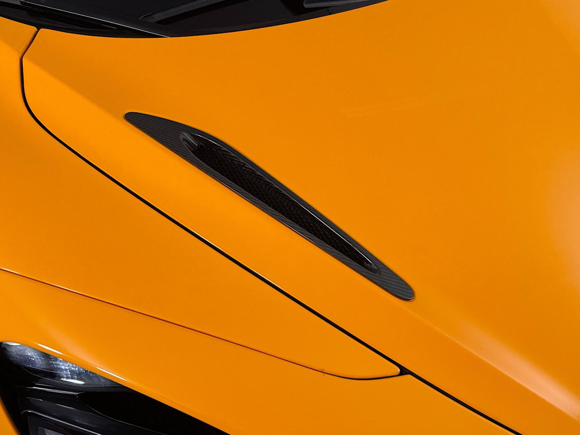 Used 2022 McLaren 720S Spider RWD image 67