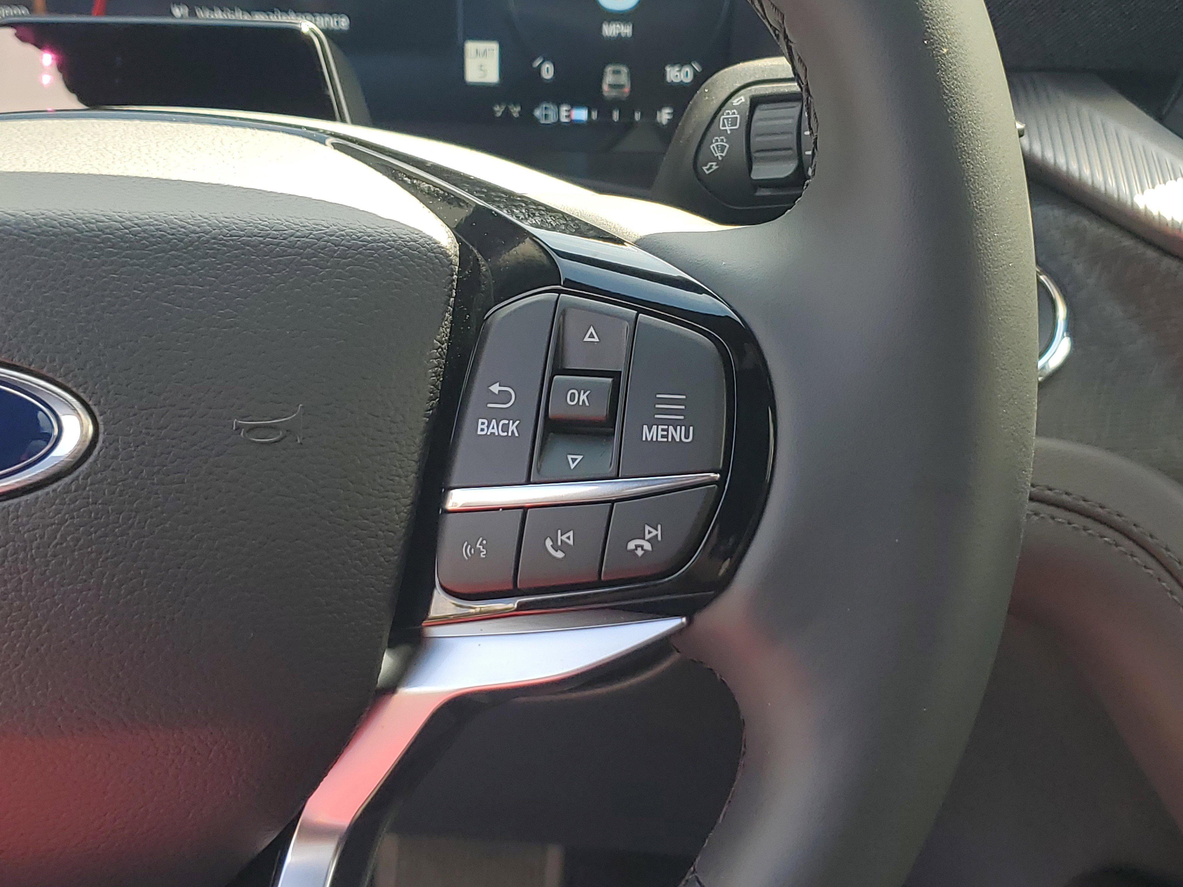 New 2026 Ford Explorer Platinum RWD image 29