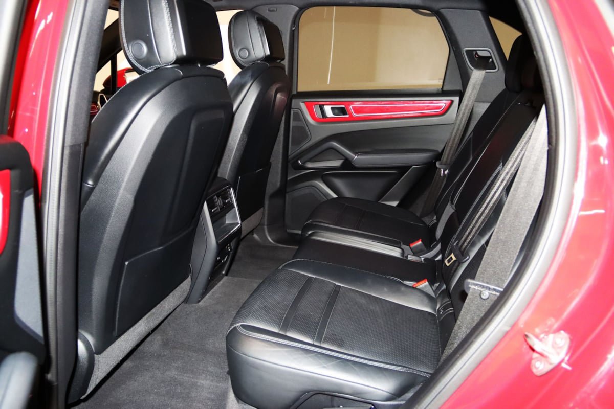 Used 2022 Porsche Cayenne Platinum Edition AWD/4WD image 62