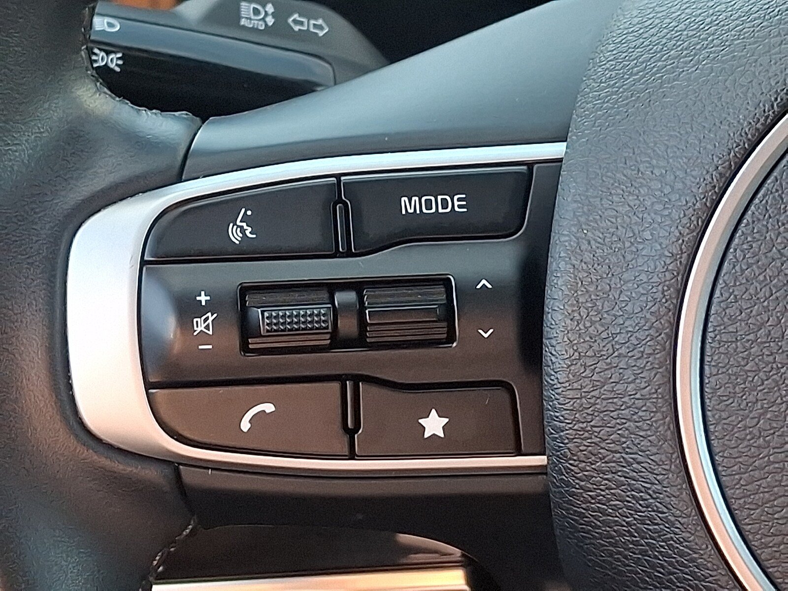 Used 2025 Kia Sportage X-Line w/ Premium Package AWD/4WD image 22