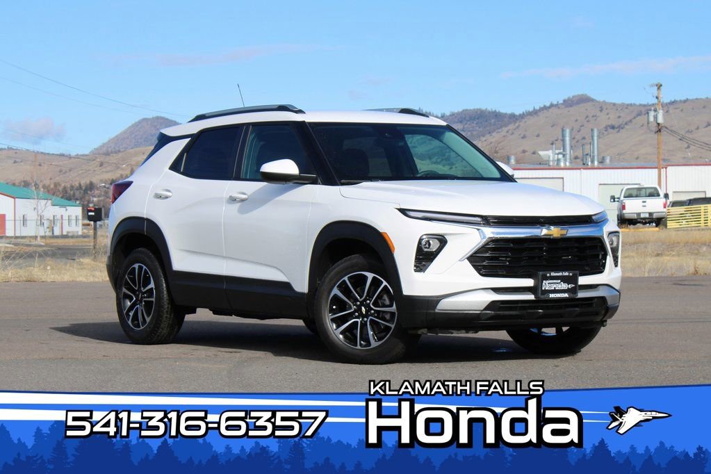 Used 2025 Chevrolet TrailBlazer LT