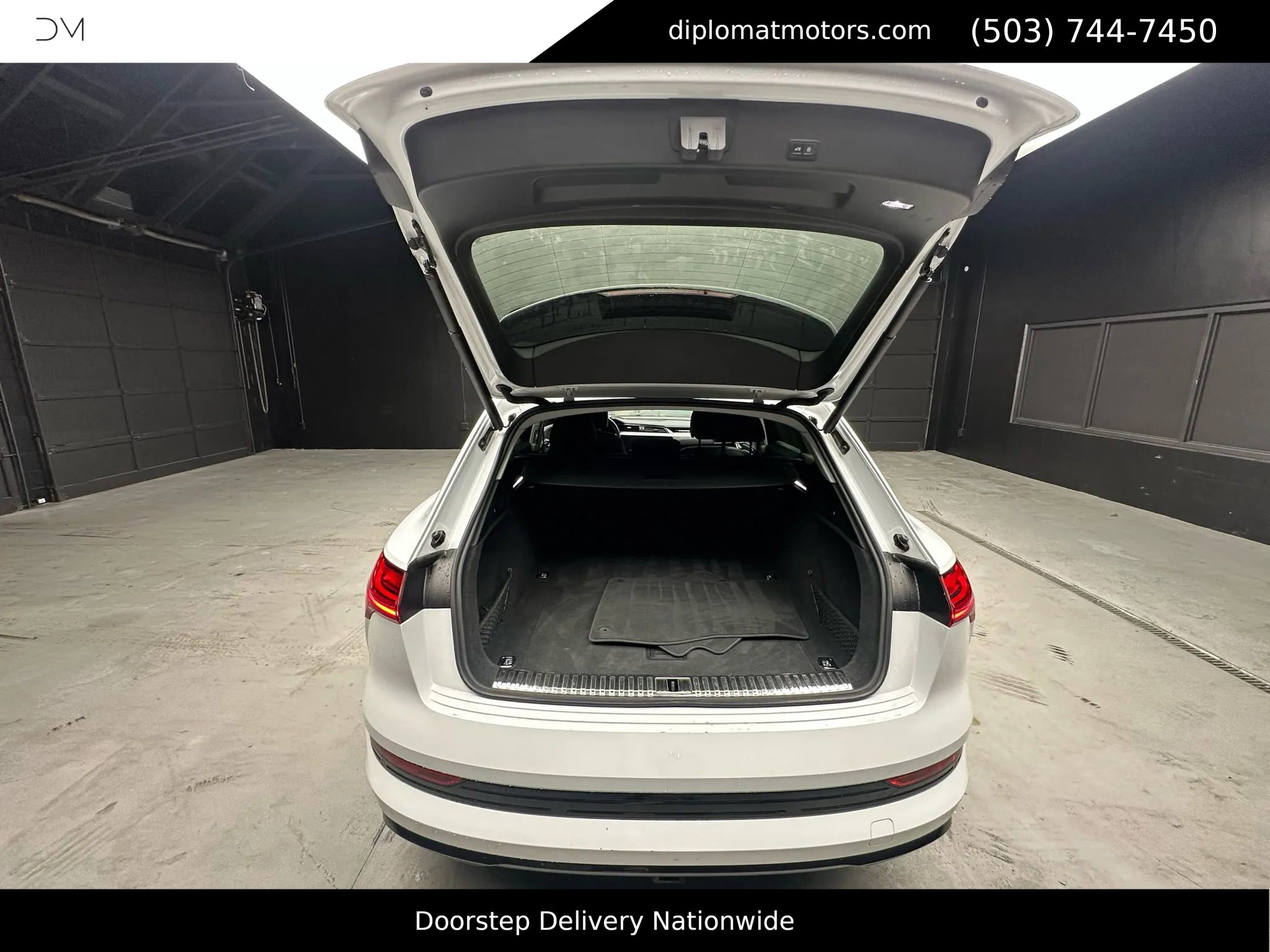 Used 2021 Audi e-tron Premium w/ Convenience Plus Package image 40