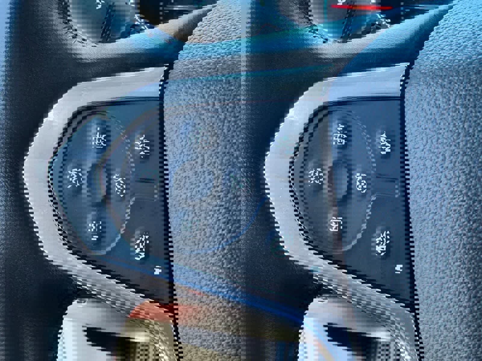 Used 2021 Chevrolet Traverse RS w/ LPO, Floor Liner Package image 28