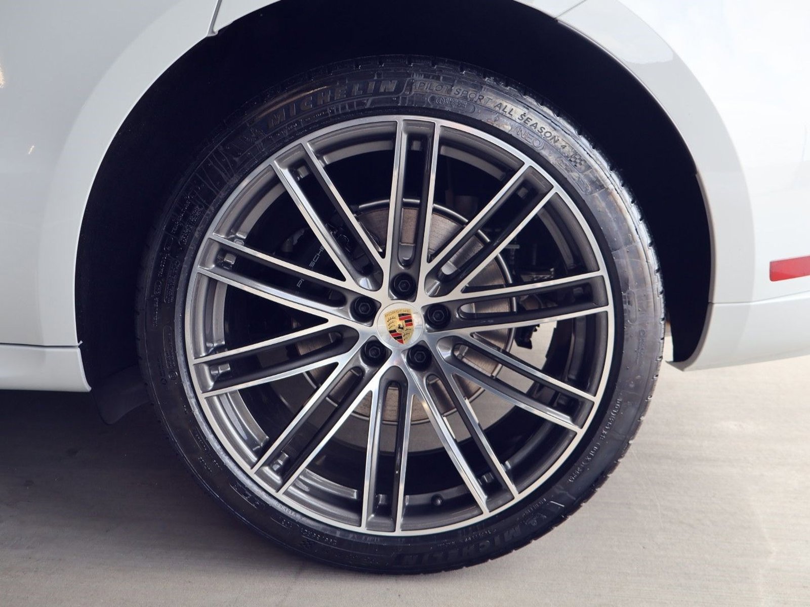 New 2026 Porsche Macan Turbo image 27