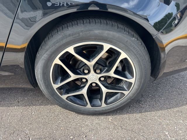 Used 2017 Buick Regal Sport Touring FWD image 11