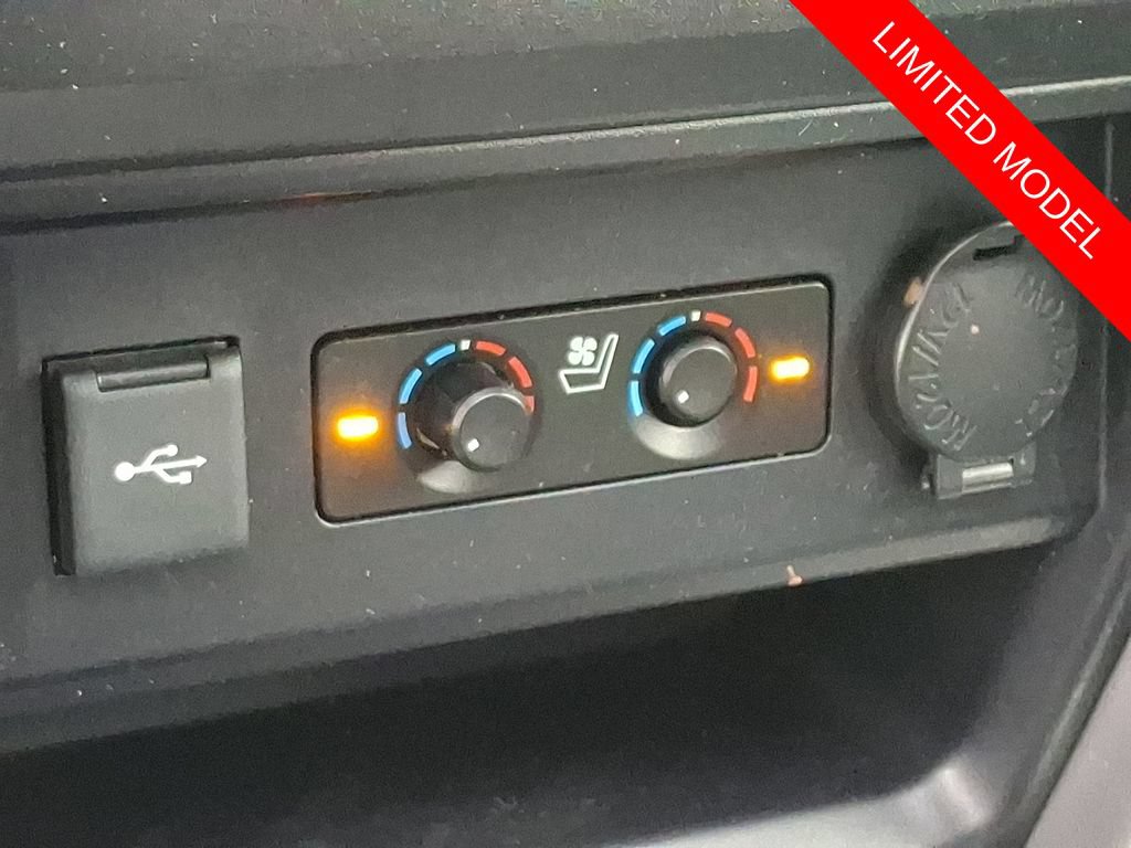 Used 2021 Toyota 4Runner Limited AWD/4WD image 25
