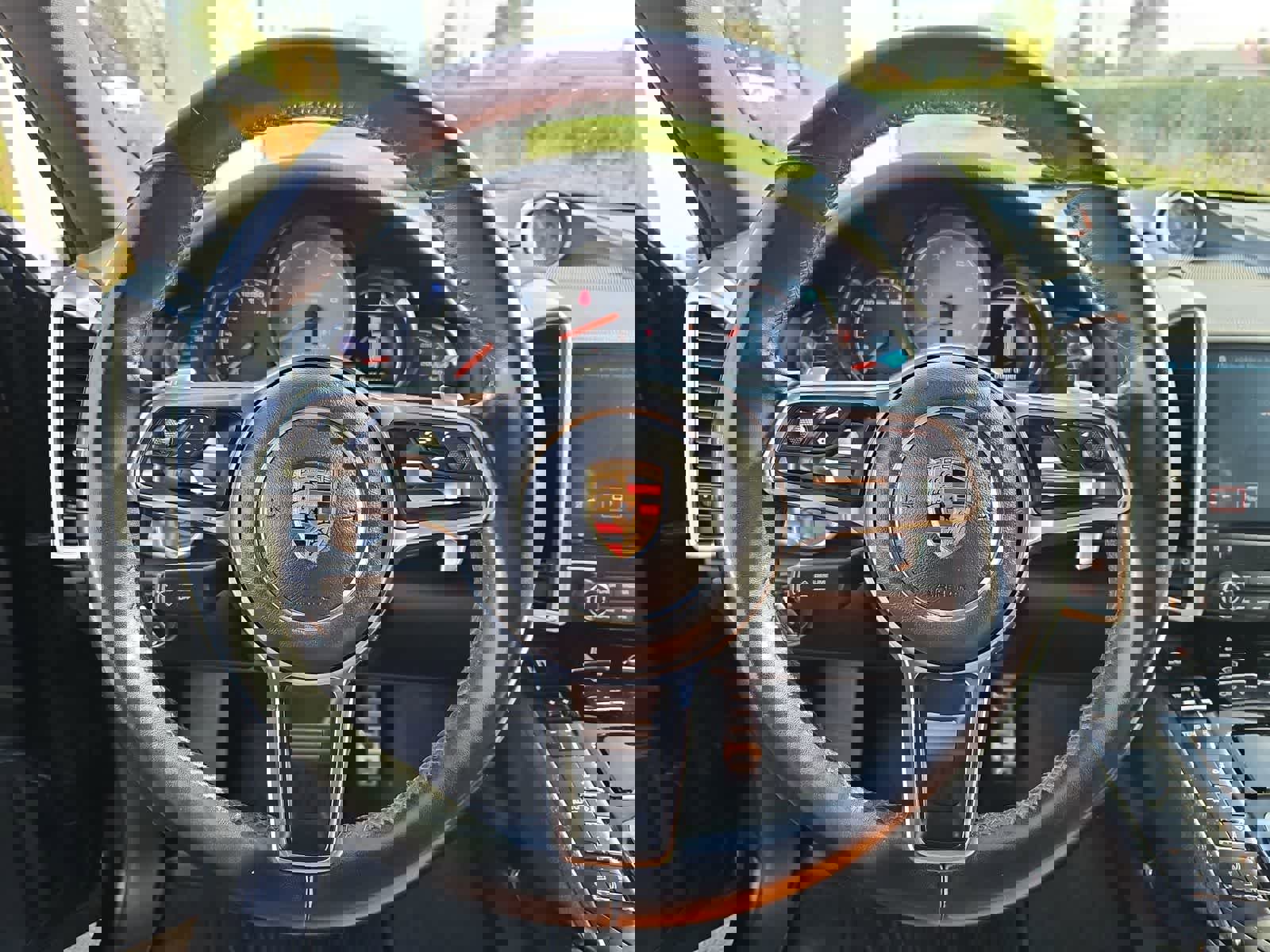 Used 2018 Porsche Cayenne S image 23