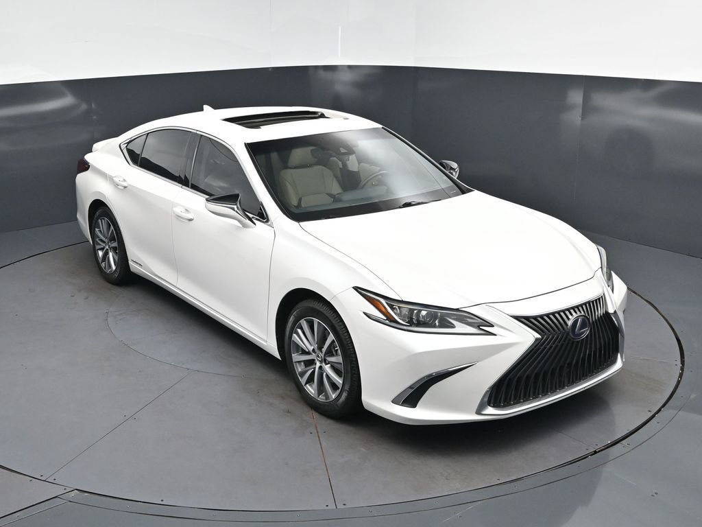 Certified 2021 Lexus ES 300h w/ Accessory Package