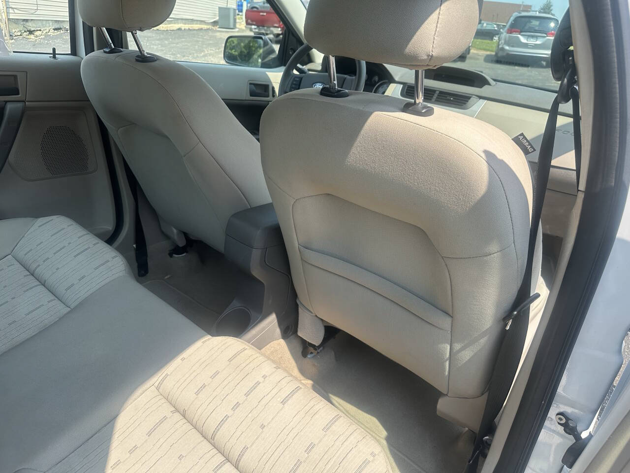 Used 2008 Ford Focus SE FWD image 29