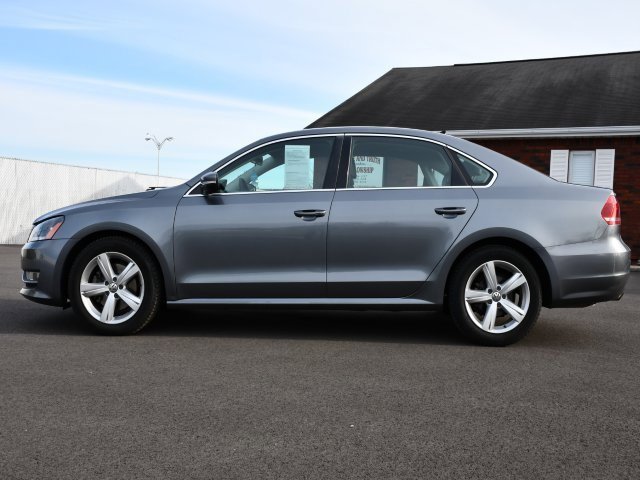 Used 2015 Volkswagen Passat 1.8T Limited Edition image 4