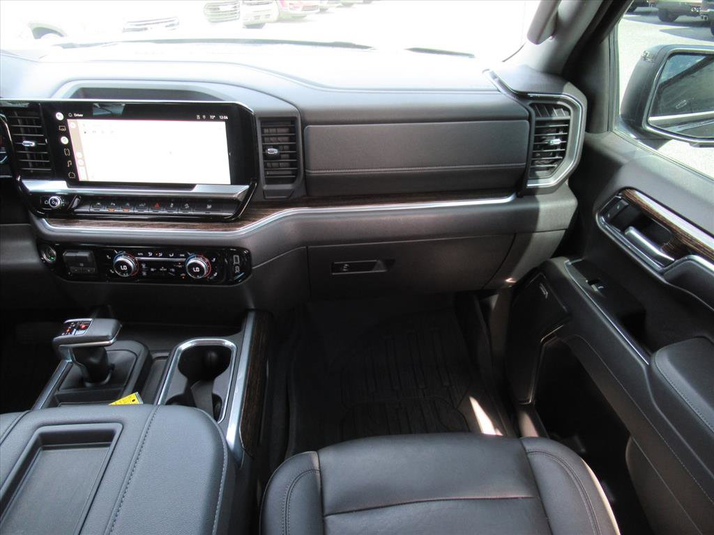 Used 2022 GMC Sierra 1500 Elevation w/ Elevation Premium Package image 16