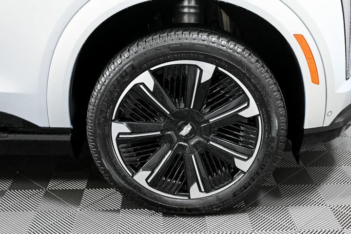 New 2025 Cadillac Escalade IQ Sport 2 image 40