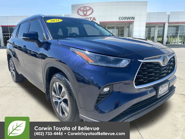 Used 2021 Toyota Highlander XLE