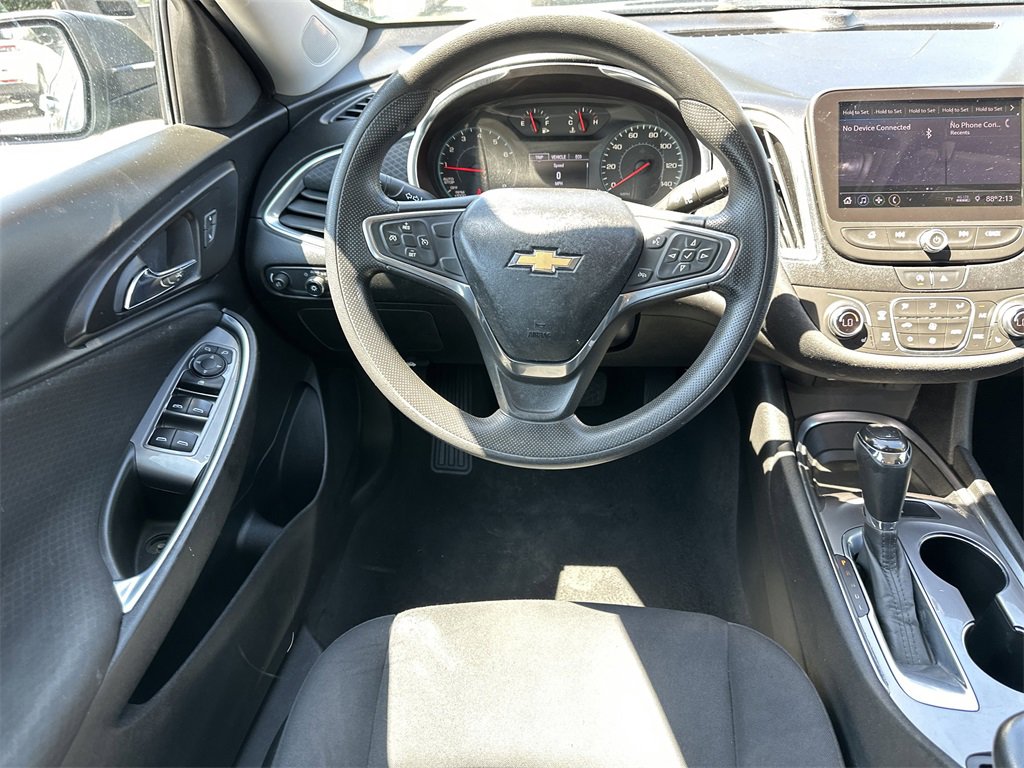 Used 2020 Chevrolet Malibu LT image 11