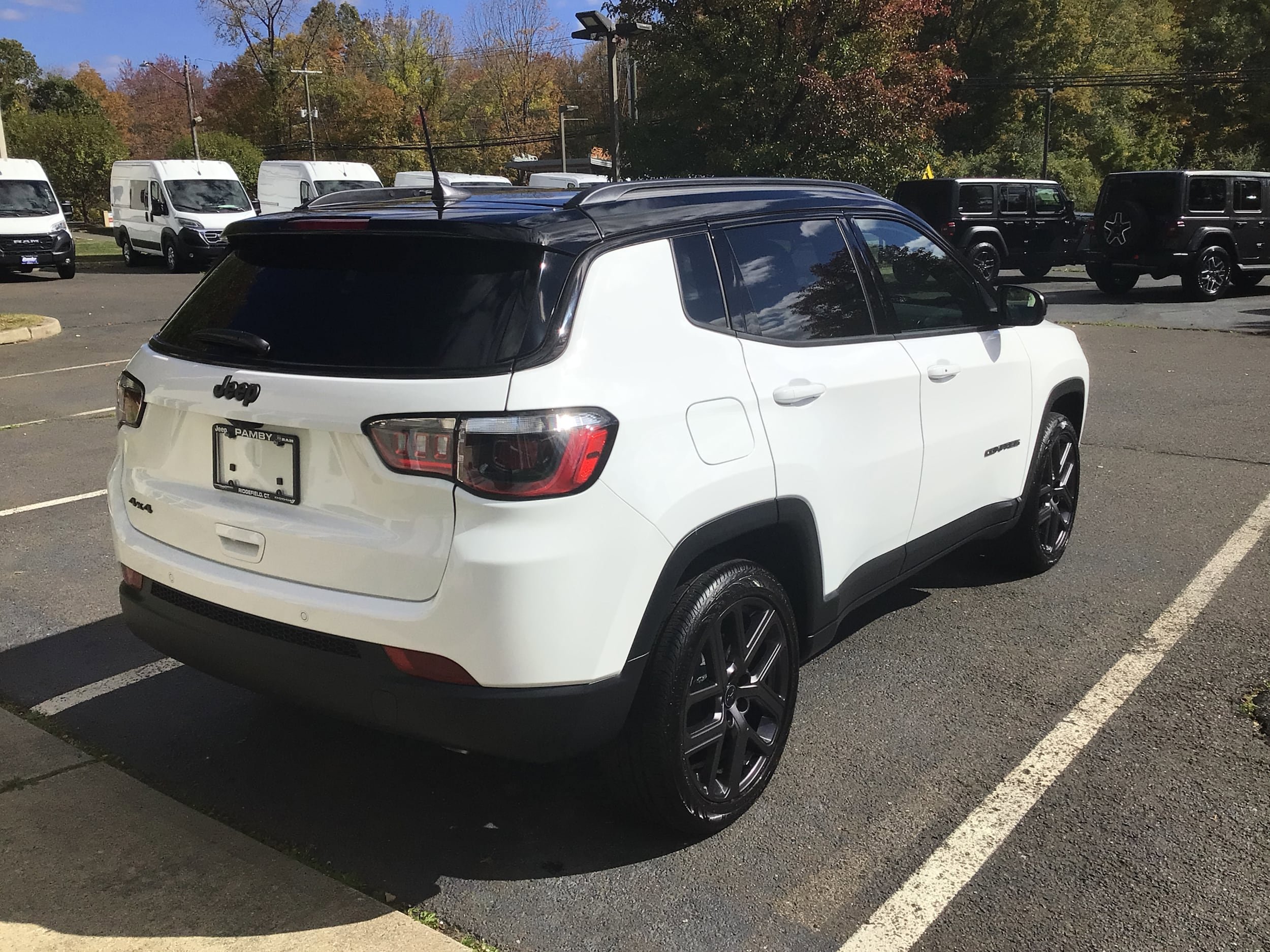 New 2026 Jeep Compass Limited w/ Sun, Sound & Navigation Group image 7
