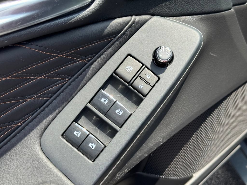 Used 2022 Toyota Avalon Limited w/ Advanced Safety Package FWD image 13