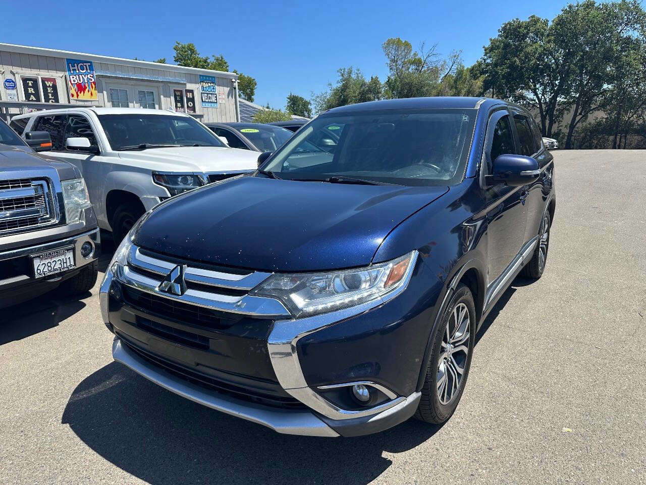 Used 2017 Mitsubishi Outlander SE AWD/4WD image 5